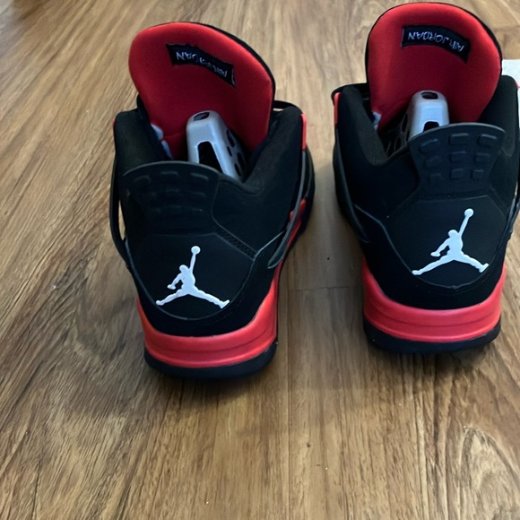 Jordan Black and Red Shoes - Picture 2 of 4